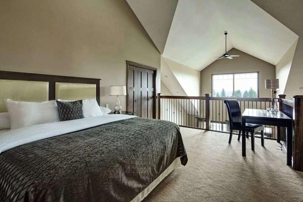 Bighorn Meadows Resort เรเดียมฮอตสปริงส์ ห้อง รูปภาพ