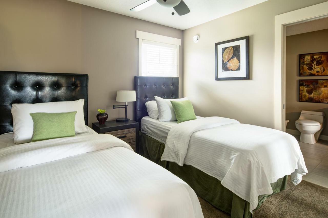 Bighorn Meadows Resort เรเดียมฮอตสปริงส์ ภายนอก รูปภาพ